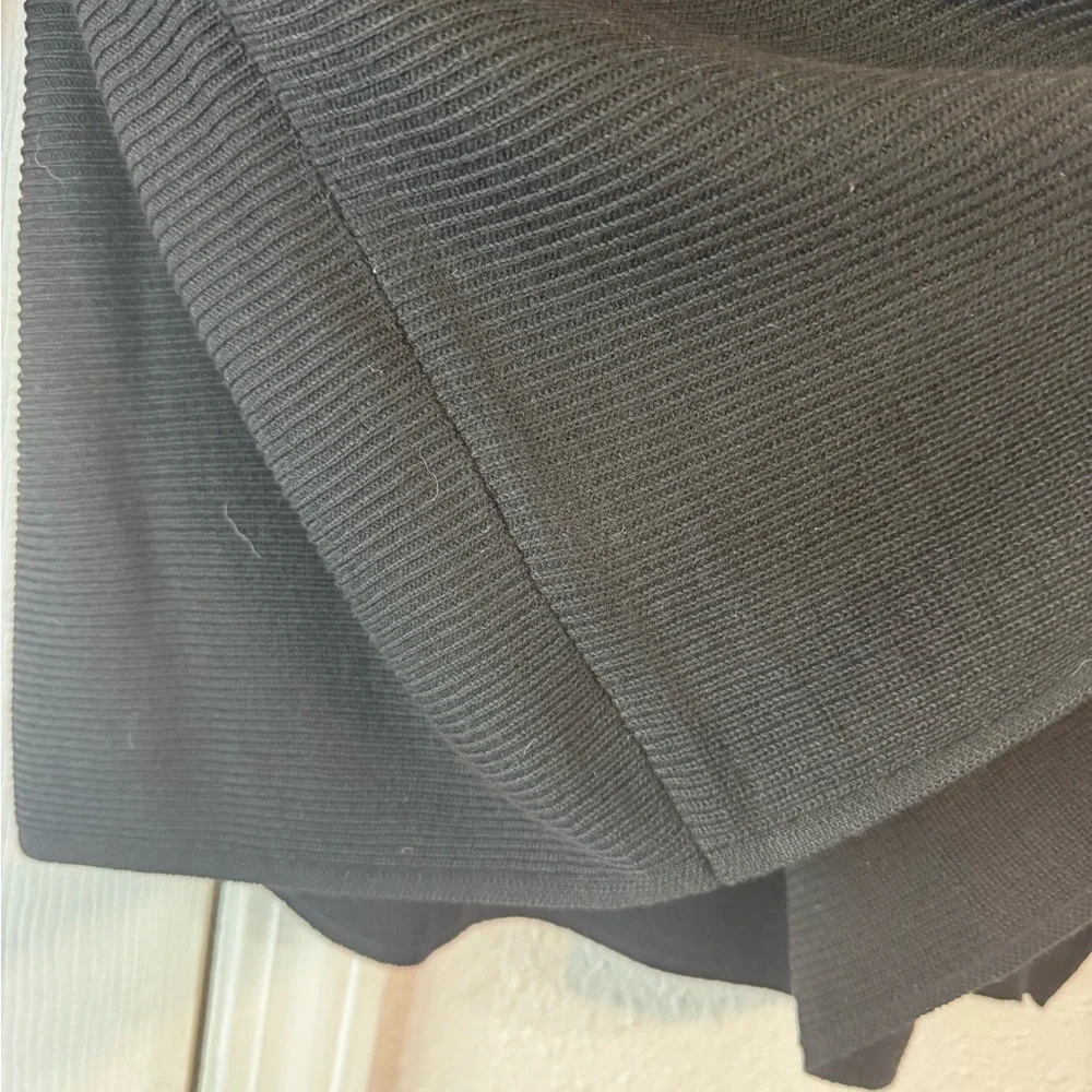 Ella Moss Black V-Neck Sweater